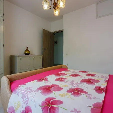 Ledy Apartmán