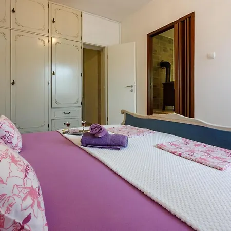 Ledy Apartmán