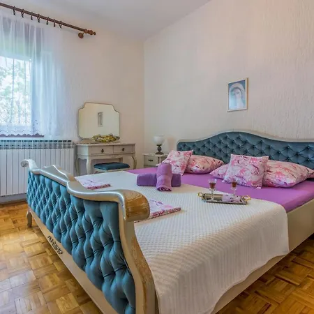 Ledy Apartmán