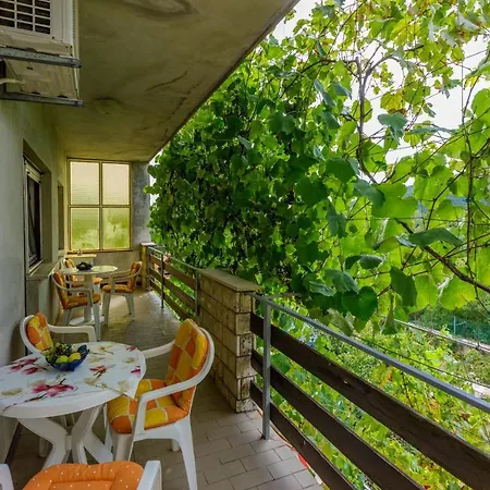 Ledy Apartmán Novi Vinodolski