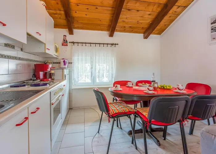 Apartment Ledy *